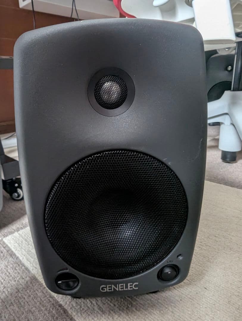 お買い得 GENELEC 8030A ペア モニタースピーカー 連番