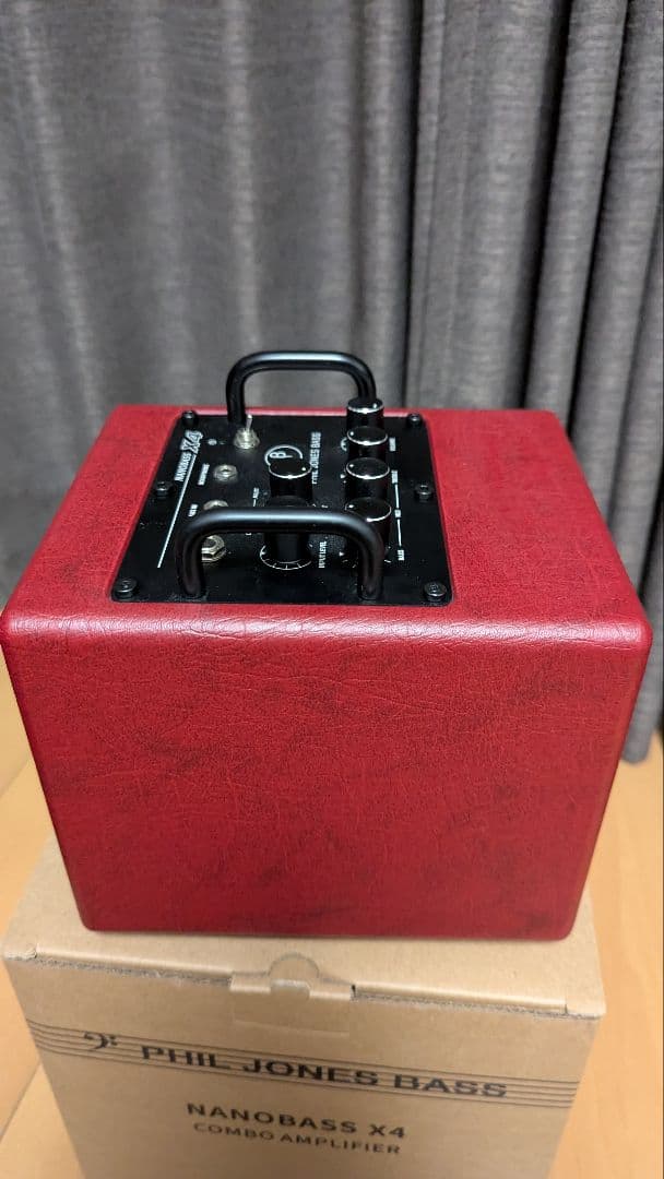 【未使用品】PHIL JONES NANOBASS X4 ベース用アンプ