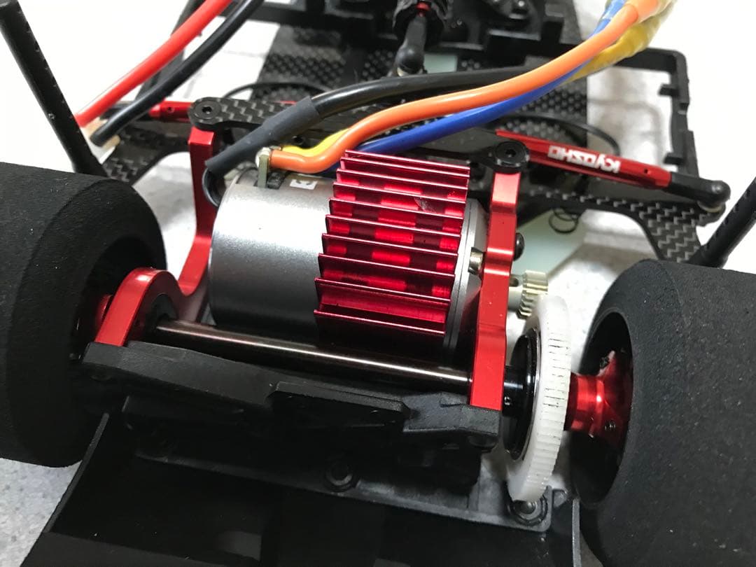 Kyosho RCカー カーボンファイバー製