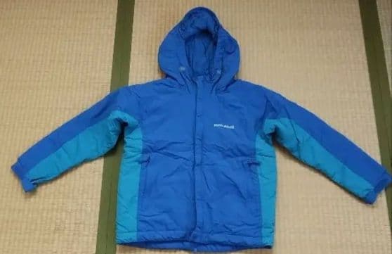 モンベル　キッズスノーウェア　サイズ140 グローブ付き