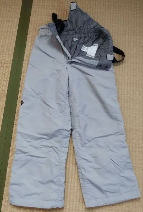 モンベル　キッズスノーウェア　サイズ140 グローブ付き
