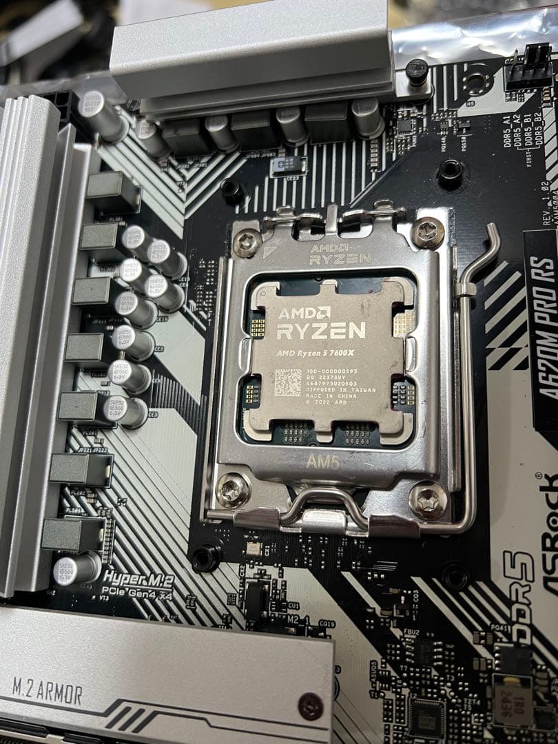 Ryzen 5 7600x + A650M PRO RS マザーボ [セット]