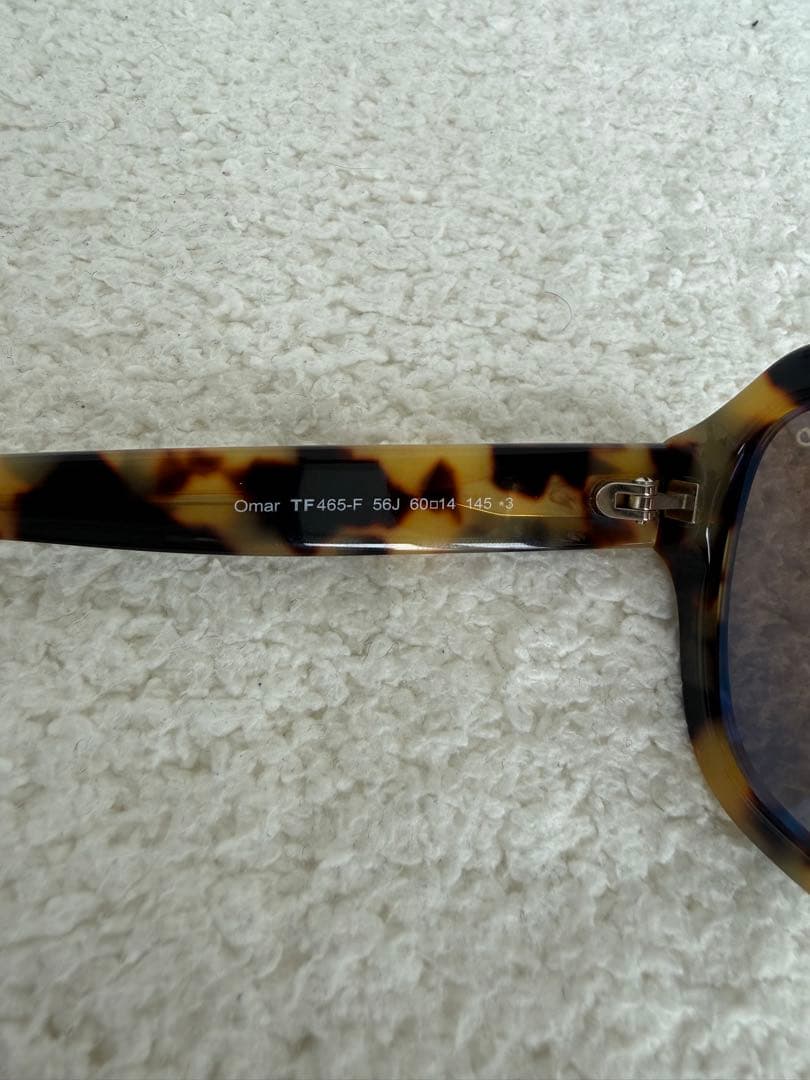 TOM FORD トータスシェル サングラス ケース付き