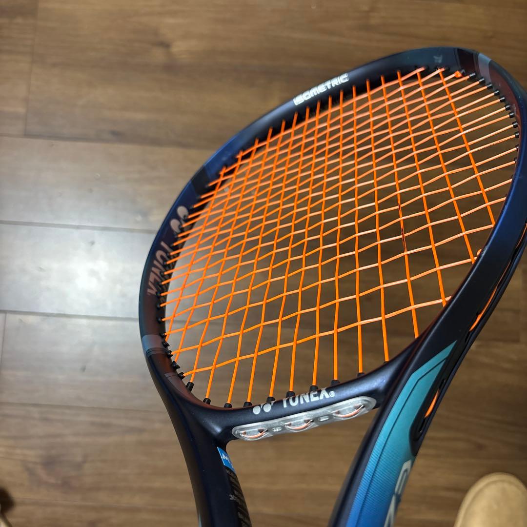 EZONE100 テニスラケット
