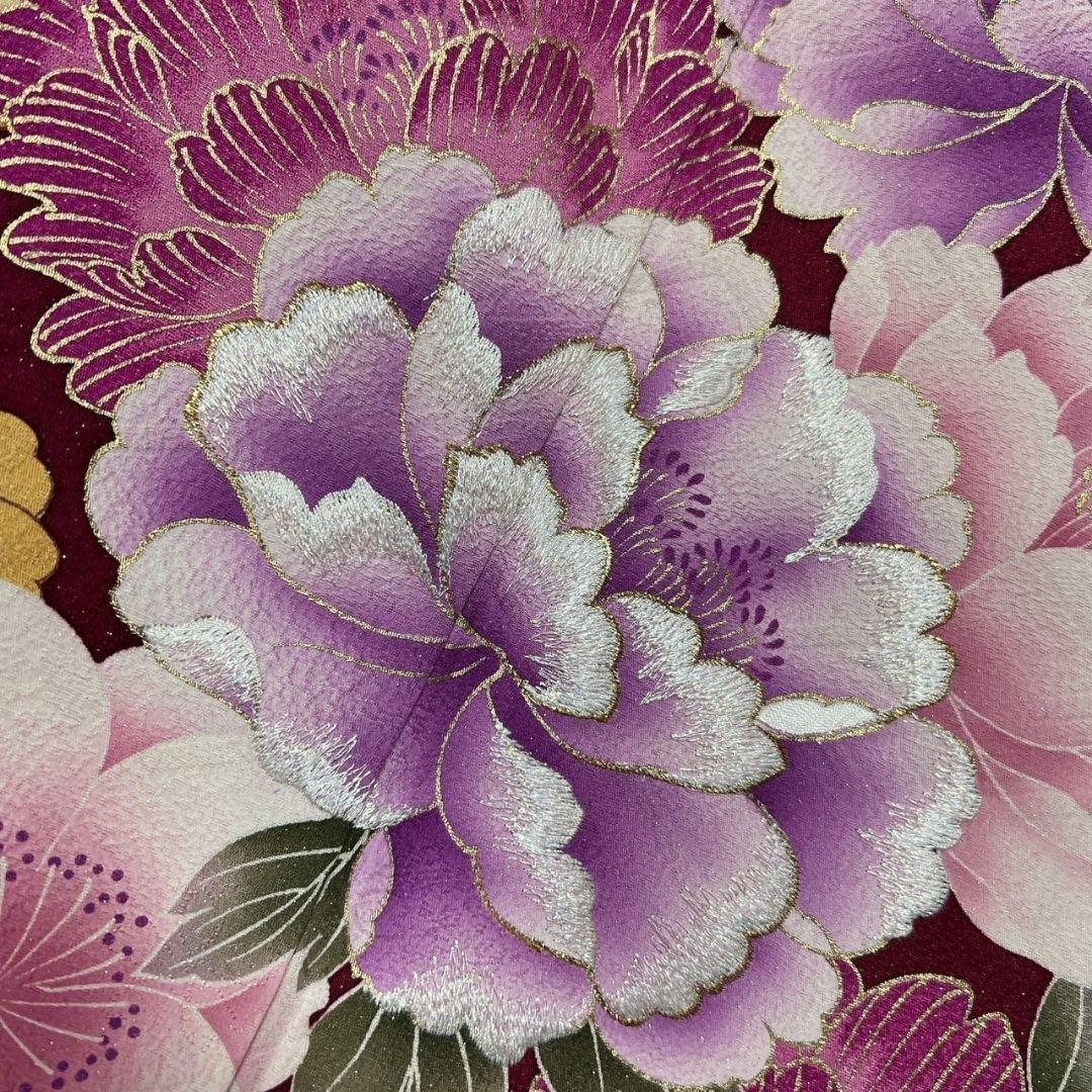 刺繍　金通し　牡丹　桜花模様　振袖　晴れの日　成人式　卒業式　着物　114p