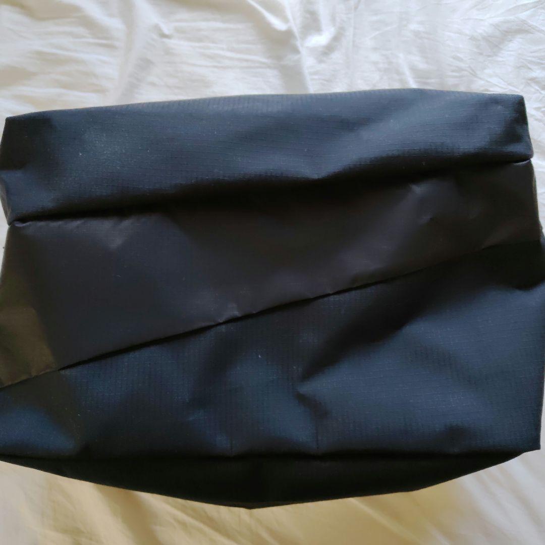 スーザン ベル Black & Black 24/7バッグSUSAN BIJL
