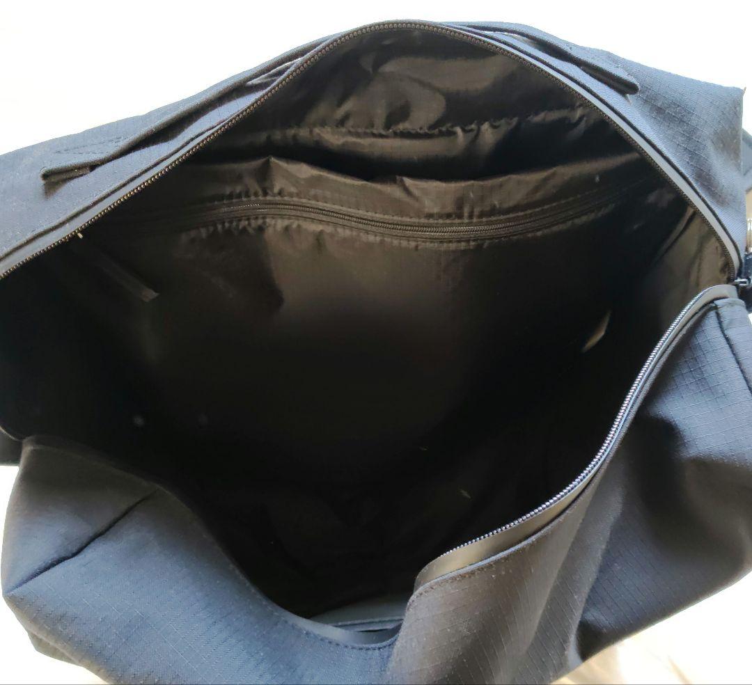 スーザン ベル Black & Black 24/7バッグSUSAN BIJL