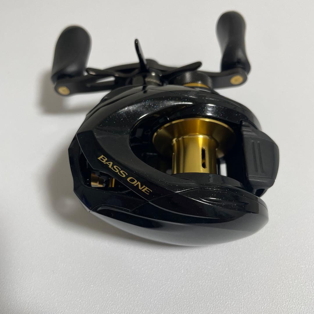 17バスワンXT150　ベイトリール　バスライズ　メタニウム　アンタレス