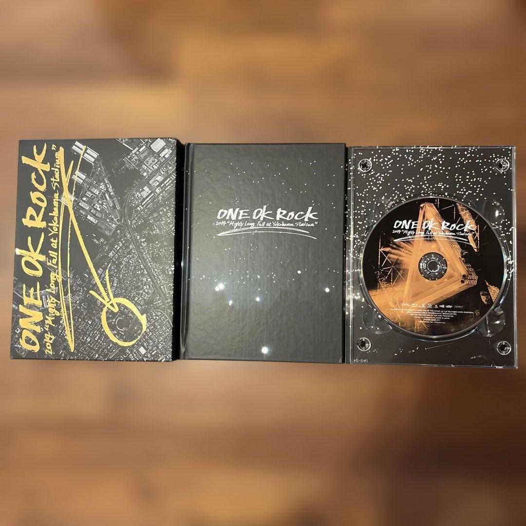 ONE OK ROCK DVDとBlu-rayセット