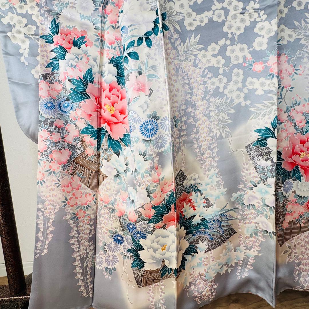 美品　現代　振袖　成人式　着物　正絹　163裄68 シルバー　水色　ピンク　花柄