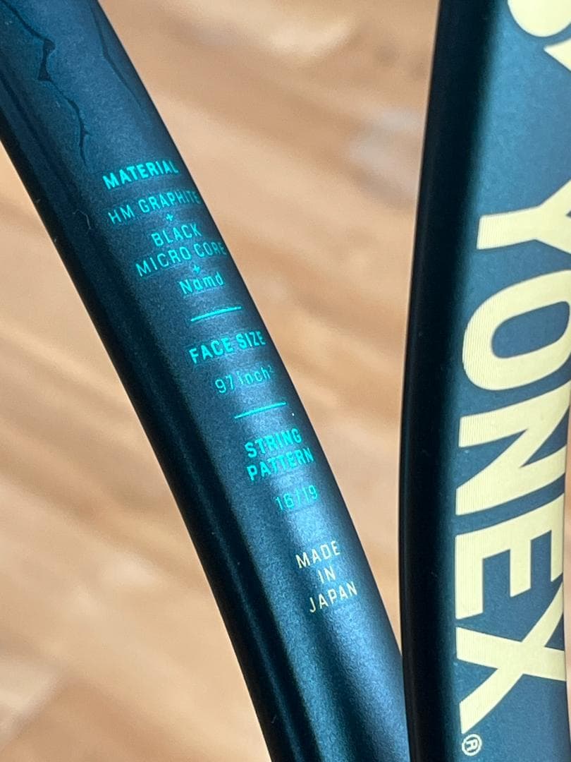 ☆美品☆YONEX VCORE PRO 97☆G2☆