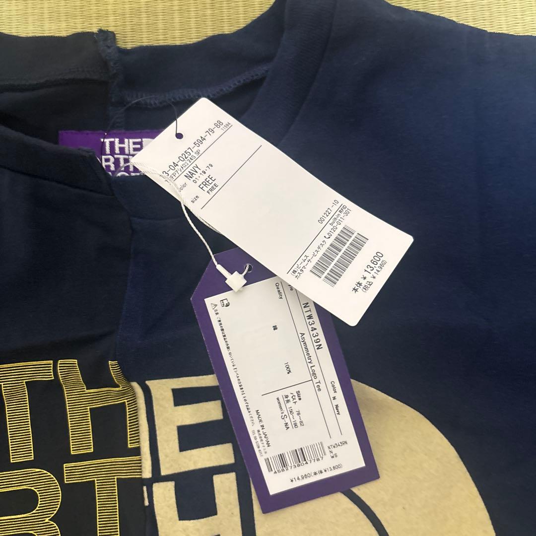 BEAMS×THE NORTH FACE アシンメトリーロゴTシャツ