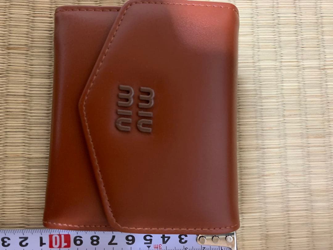 miiu 三つ折り財布 ブラウンNOVELTY