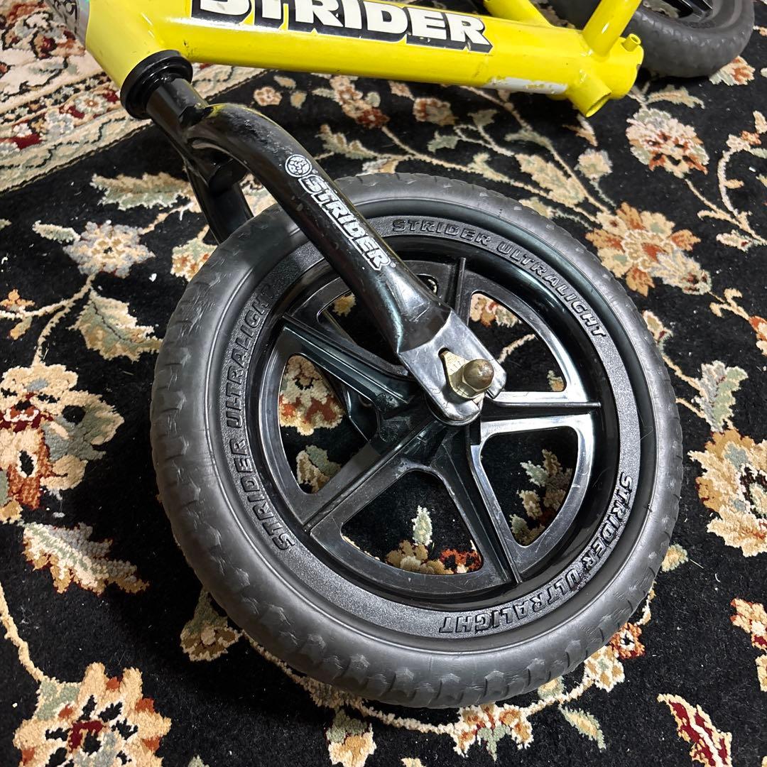 ストライダー　イエロー　ＳＴーＪ４