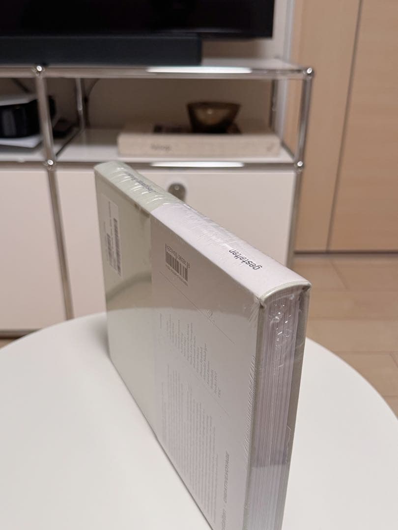 新品 Gestalten Designing Brands デザインブック 本
