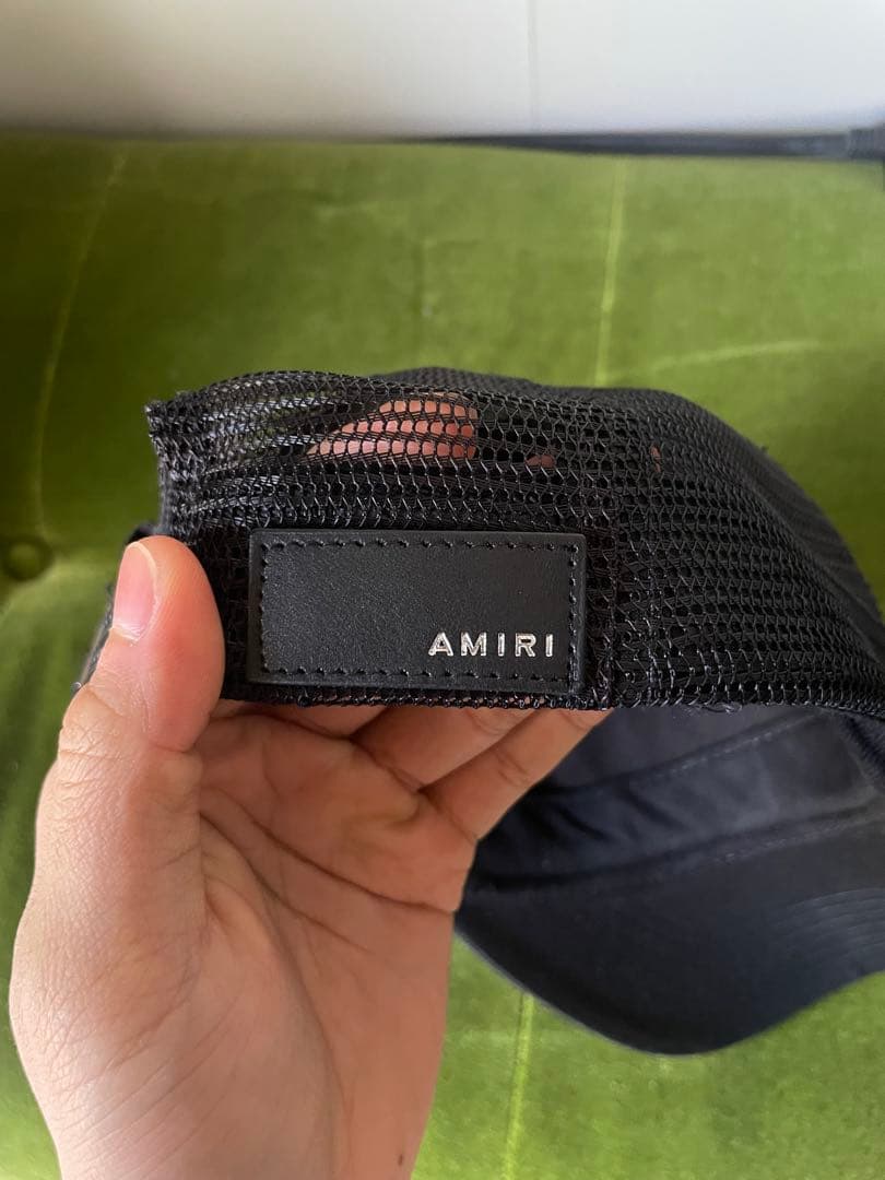 AMIRI Bones STACKED トラッカーキャップ