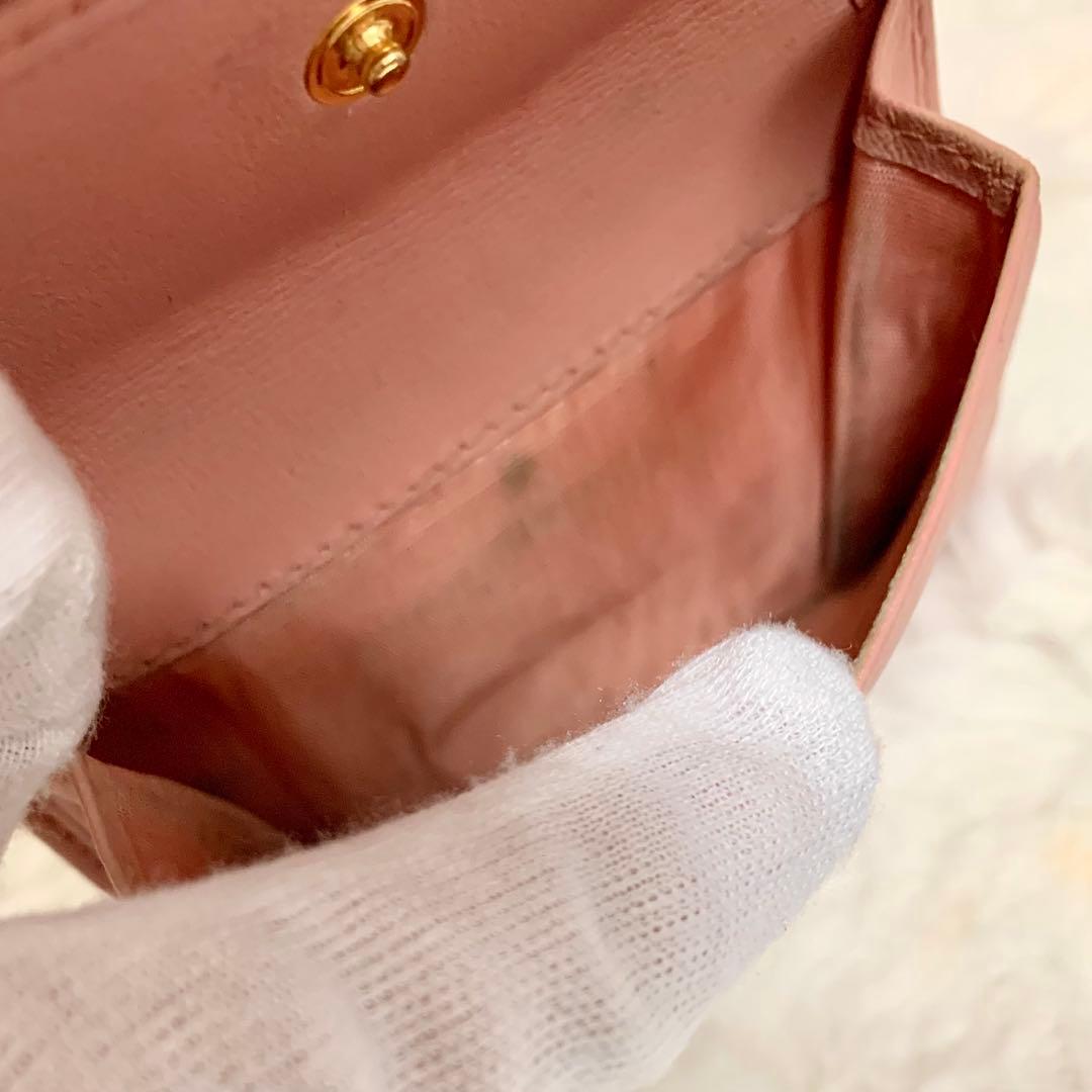 希少！miu miu マテラッセ 二つ折り財布　ベビーピンク　ウォレット