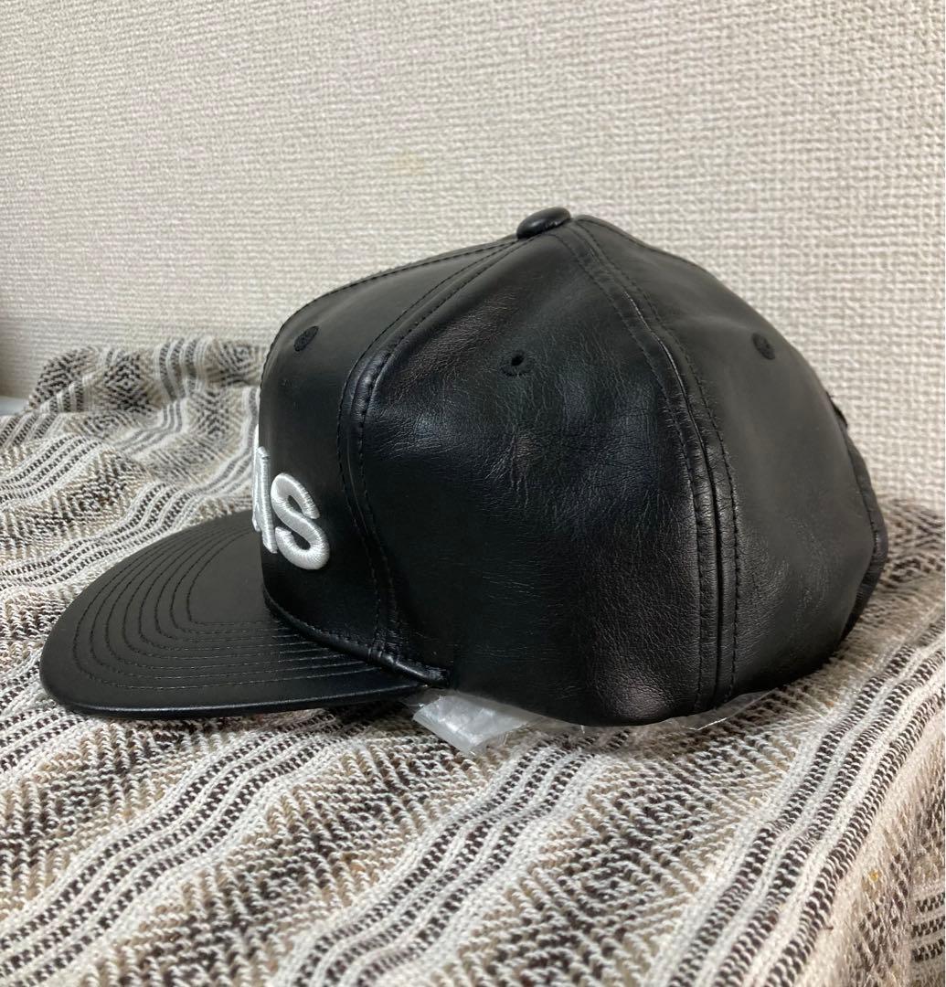 adidas アディダス　フェイクレザーキャップ
