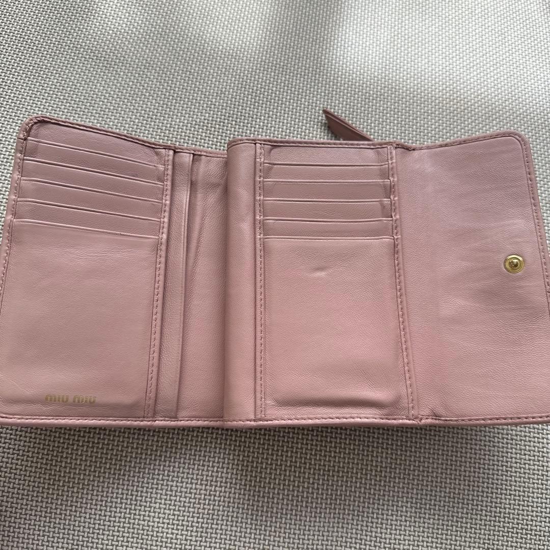 miu miu ミュウミュウ 三つ折り財布 ピンク