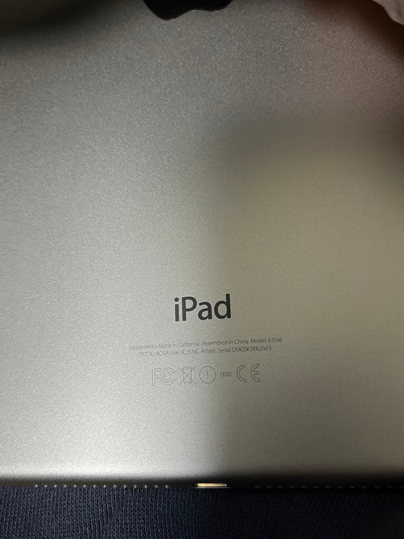 iPad Air2(型番A1566) 128GB シャンパンゴールド