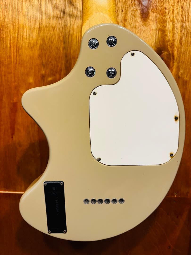 zo-3ギター　フェルナンデス　アンプ内蔵