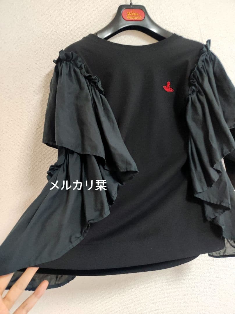 ヴィヴィアンウエストウッドフリルスリーブ ボリュームトップス Vivienne