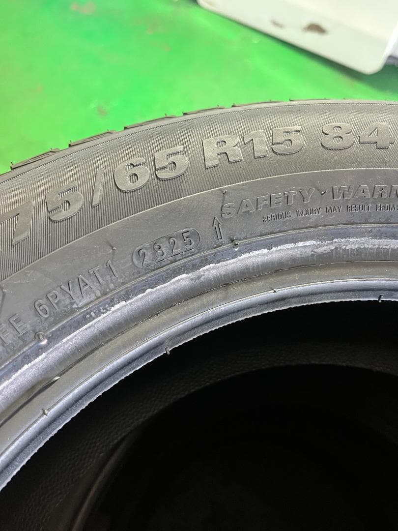 新品 KUMHO WINTERCRAFT ice Wi61 175/65R15