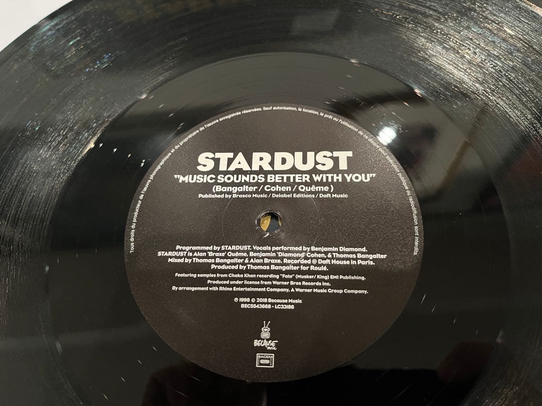 STARDUST Music sounds better with you 新品