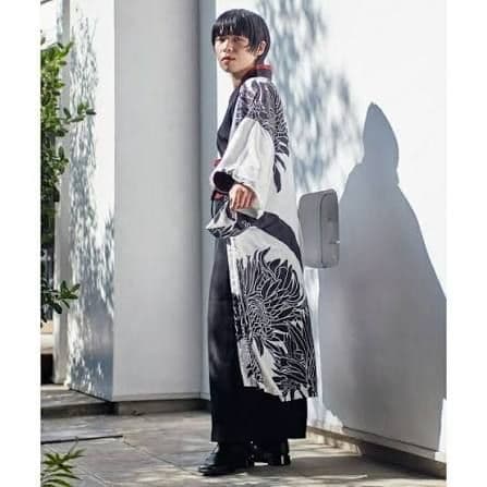 み*ち様 白　カーディガン 花影　羽織 レディース 着物 大正ロマン アンティー