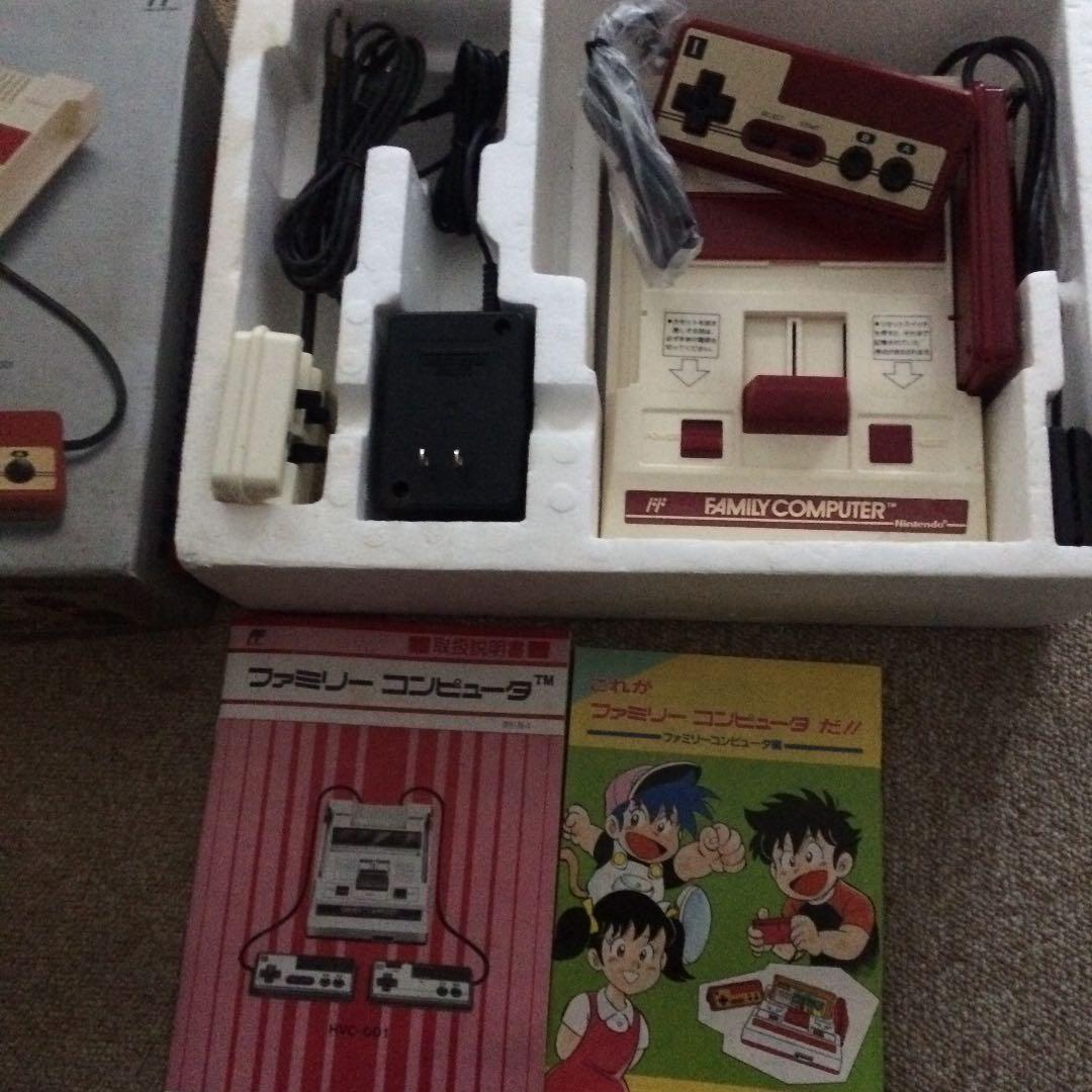 任天堂 初代 ファミコン 本体 【美品】