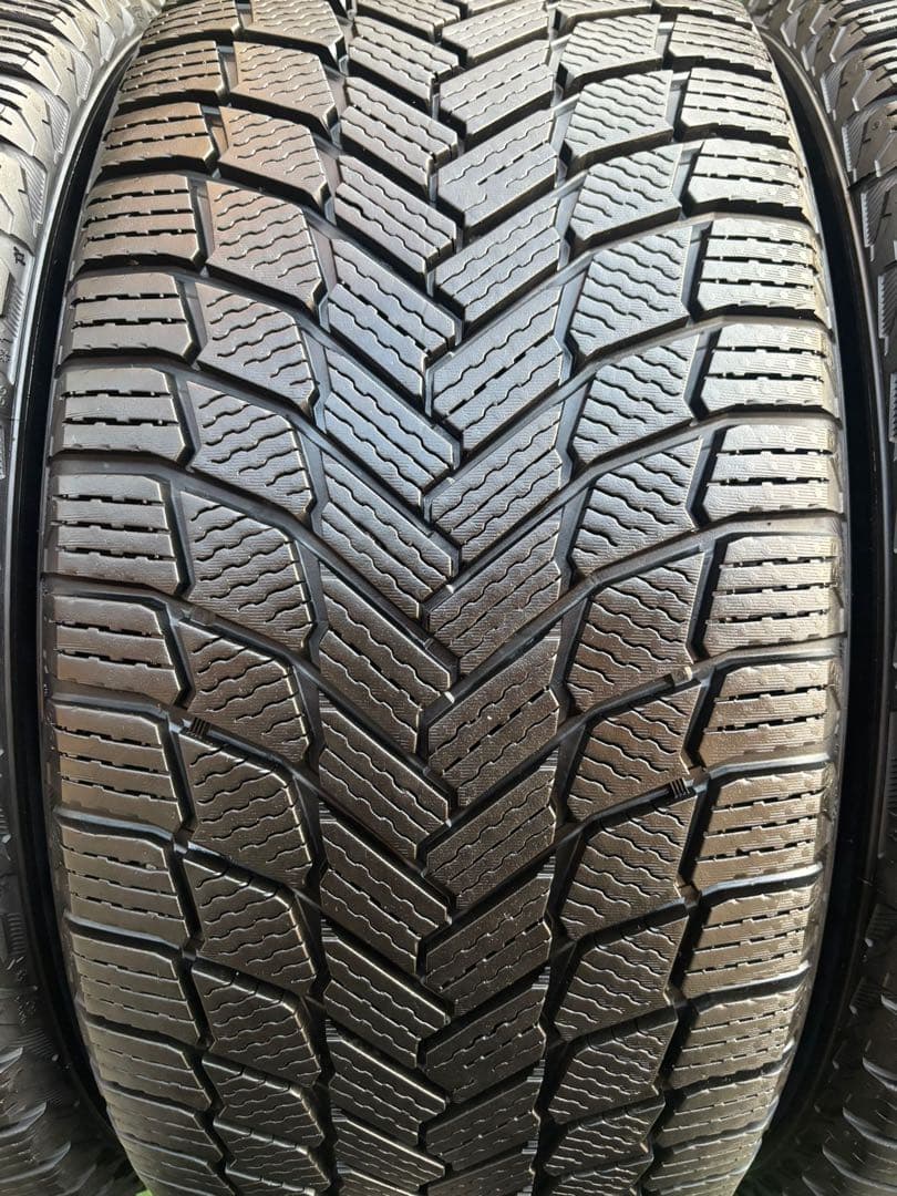 MICHELIN スタッドレス 245/45R18 22年23週目9~9.5分山