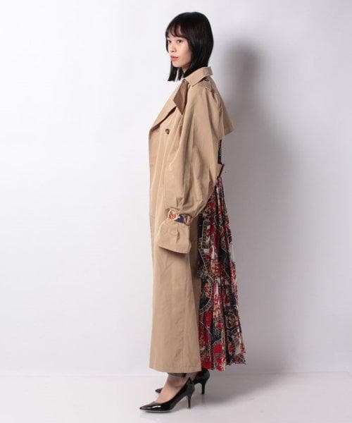 未使用タグ付き　ロング　トレンチコート　バックプリーツ　スカーフ柄
