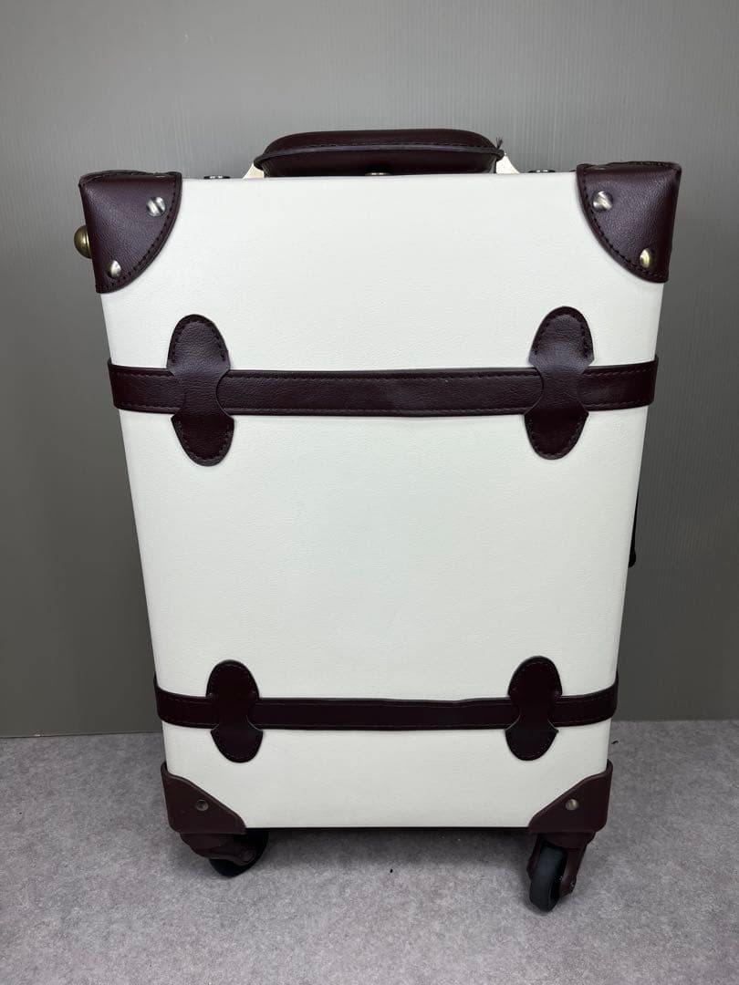 【TANOBI】 タノビ　スーツケース　キャリーケース　TSA アイボリー