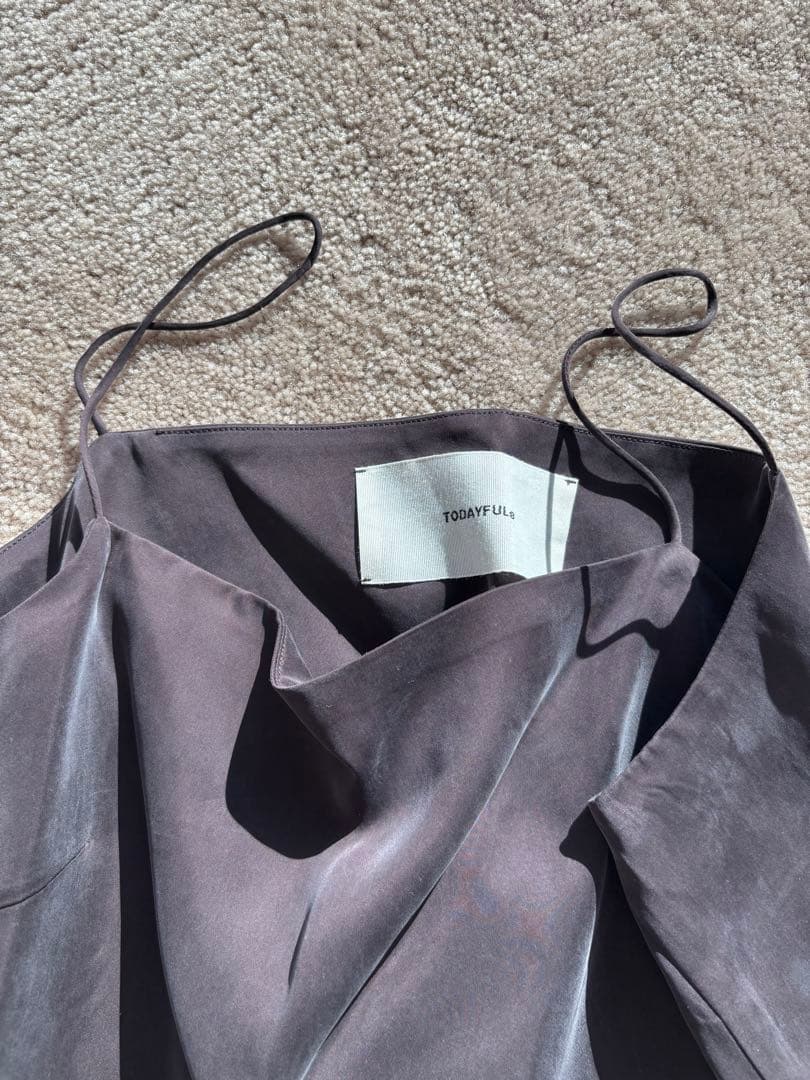 新品未使用　TODAYFUL Matte Satin Camisole