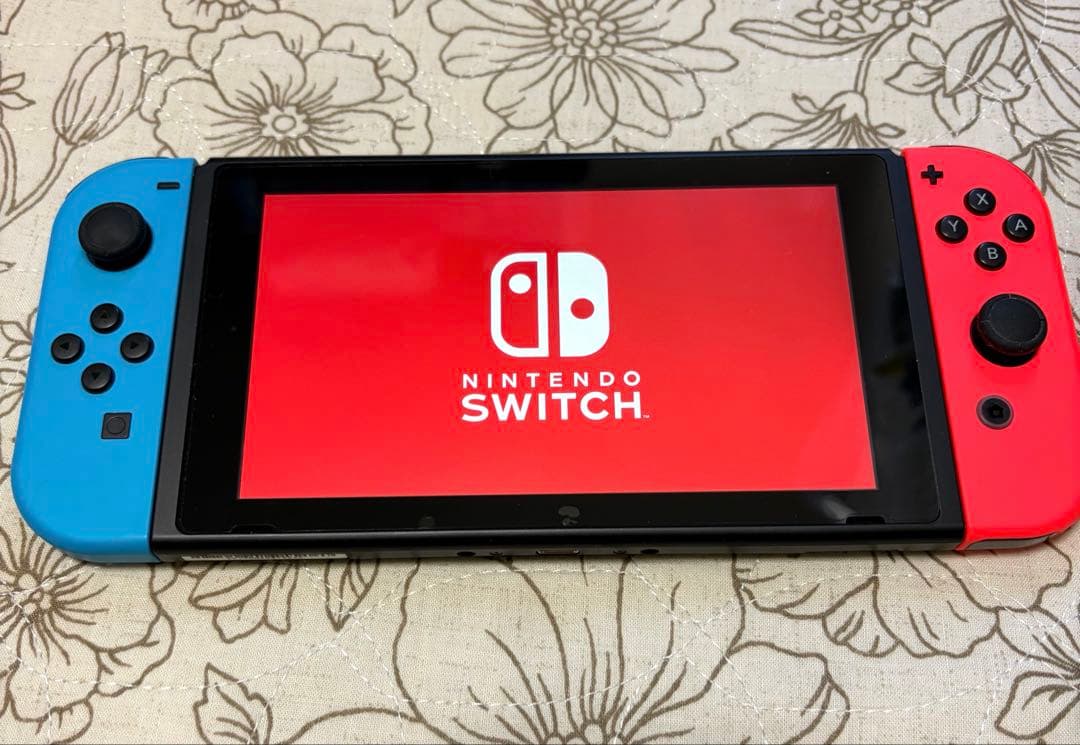 Nintendo Switch 中古、美品 おまけのSDカード付き