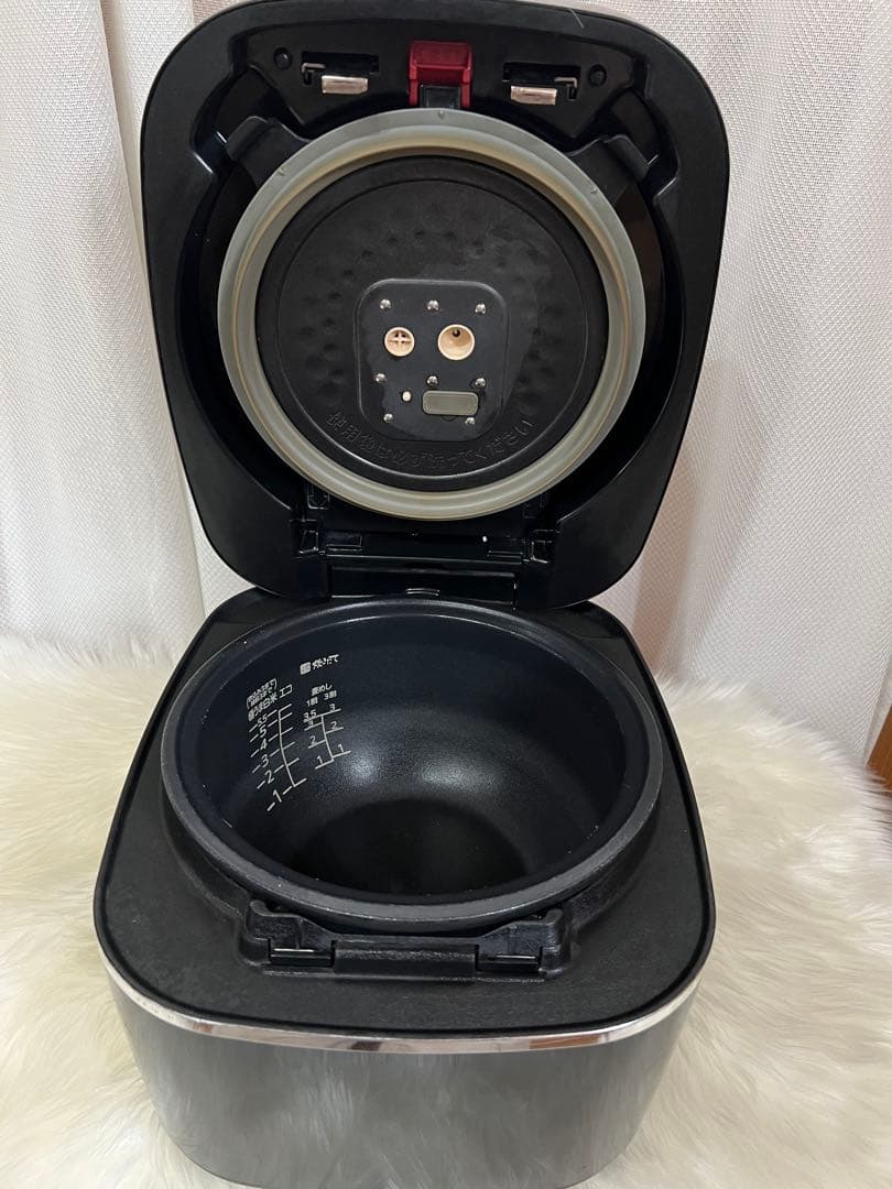 TIGER 炊飯器 JKX-V102GABA炊飯機能うまく動作しています1lIT