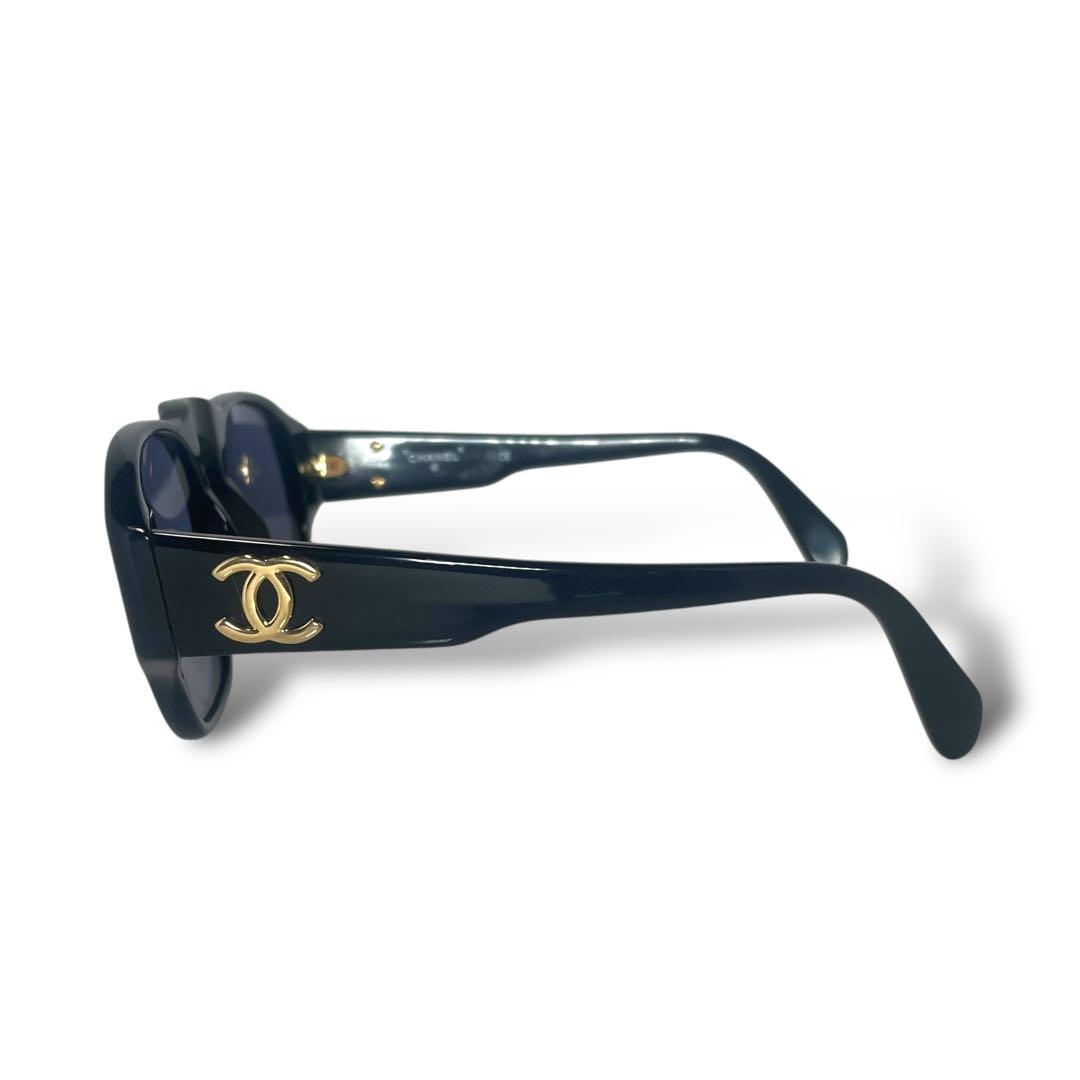 CHANEL サングラス ココマーク ブラック ゴールド レンズブルー系