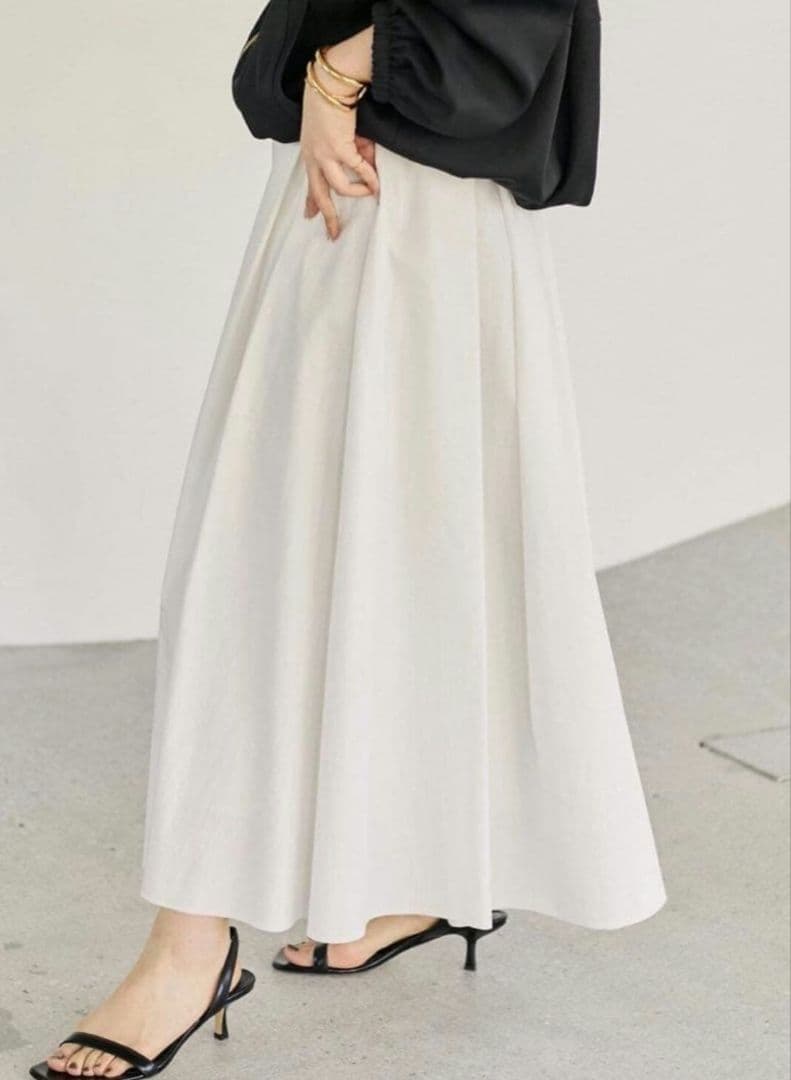Plage typewriter cropped SK ホワイト