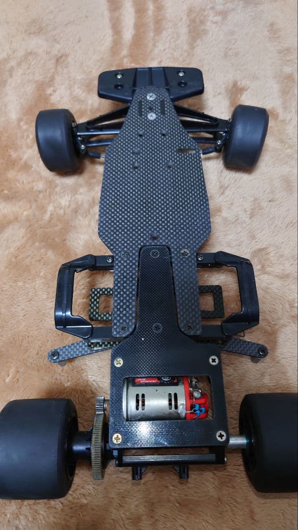 タミヤ F103GT シャーシ