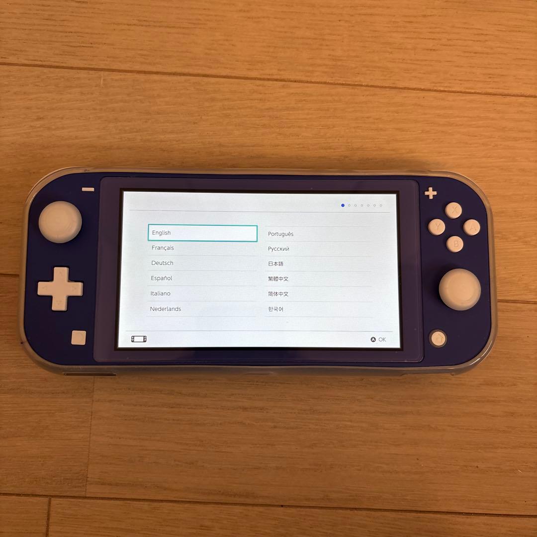 【24年7月購入】Switch Lite ブルー 極美品 ケース・フィルム付