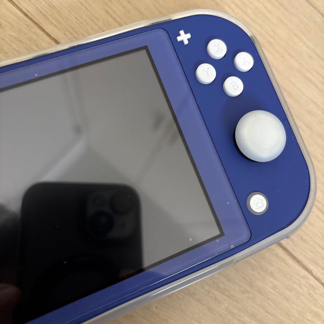 【24年7月購入】Switch Lite ブルー 極美品 ケース・フィルム付