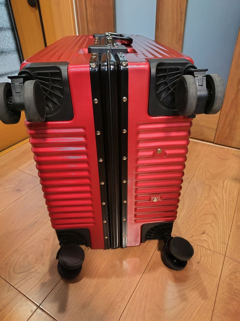 C.JUTRO⭐スーツケース　Mサイズ　60L 4〜7泊　ジャンク品