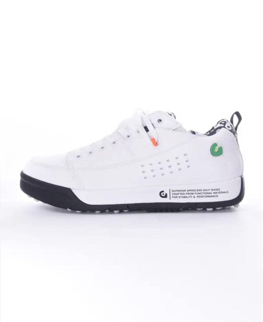 まりちゃん様　新品未使用　gravis golf ゴルフシューズ ホワイト