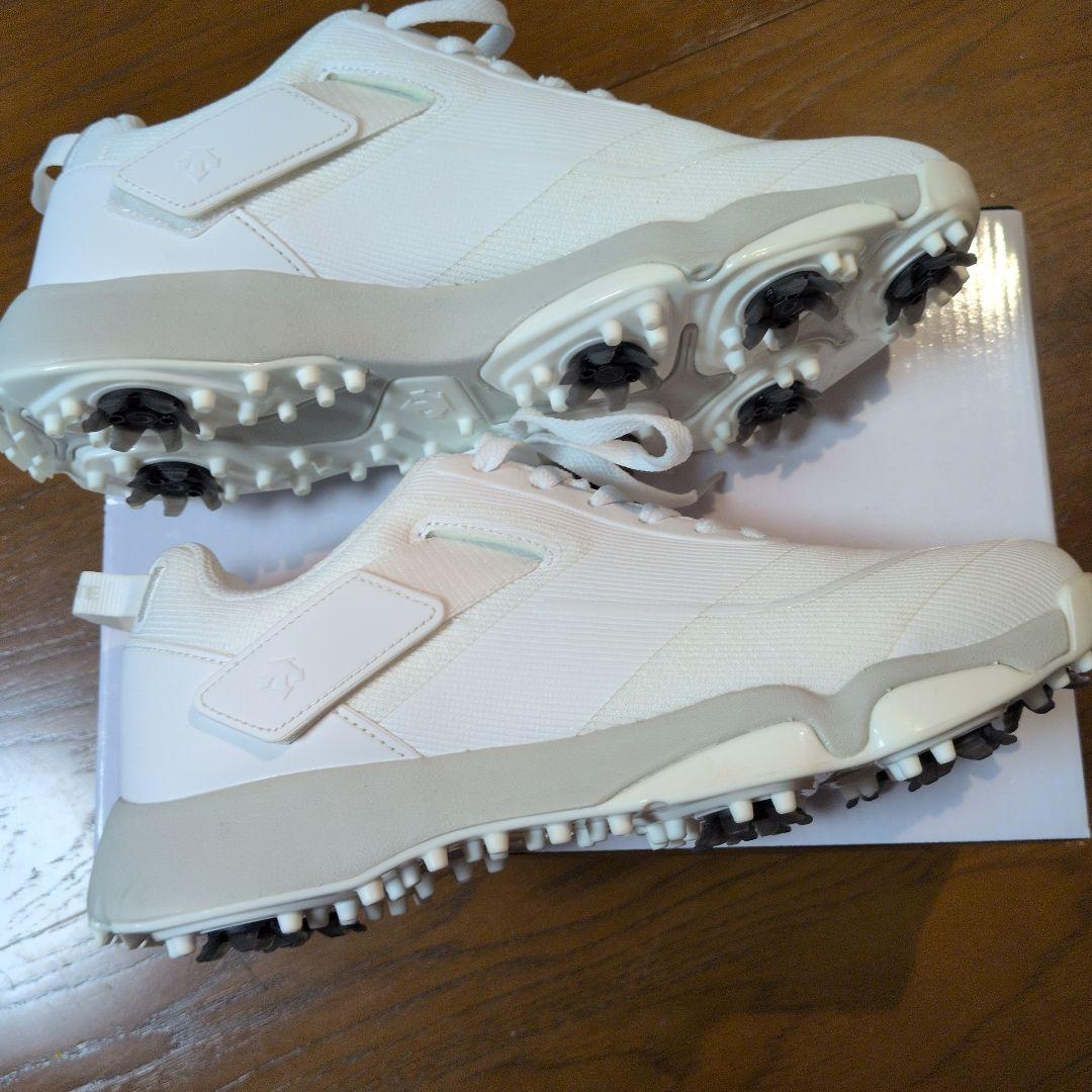 デサント　 ゴルフシューズ 　新品　スパイク付