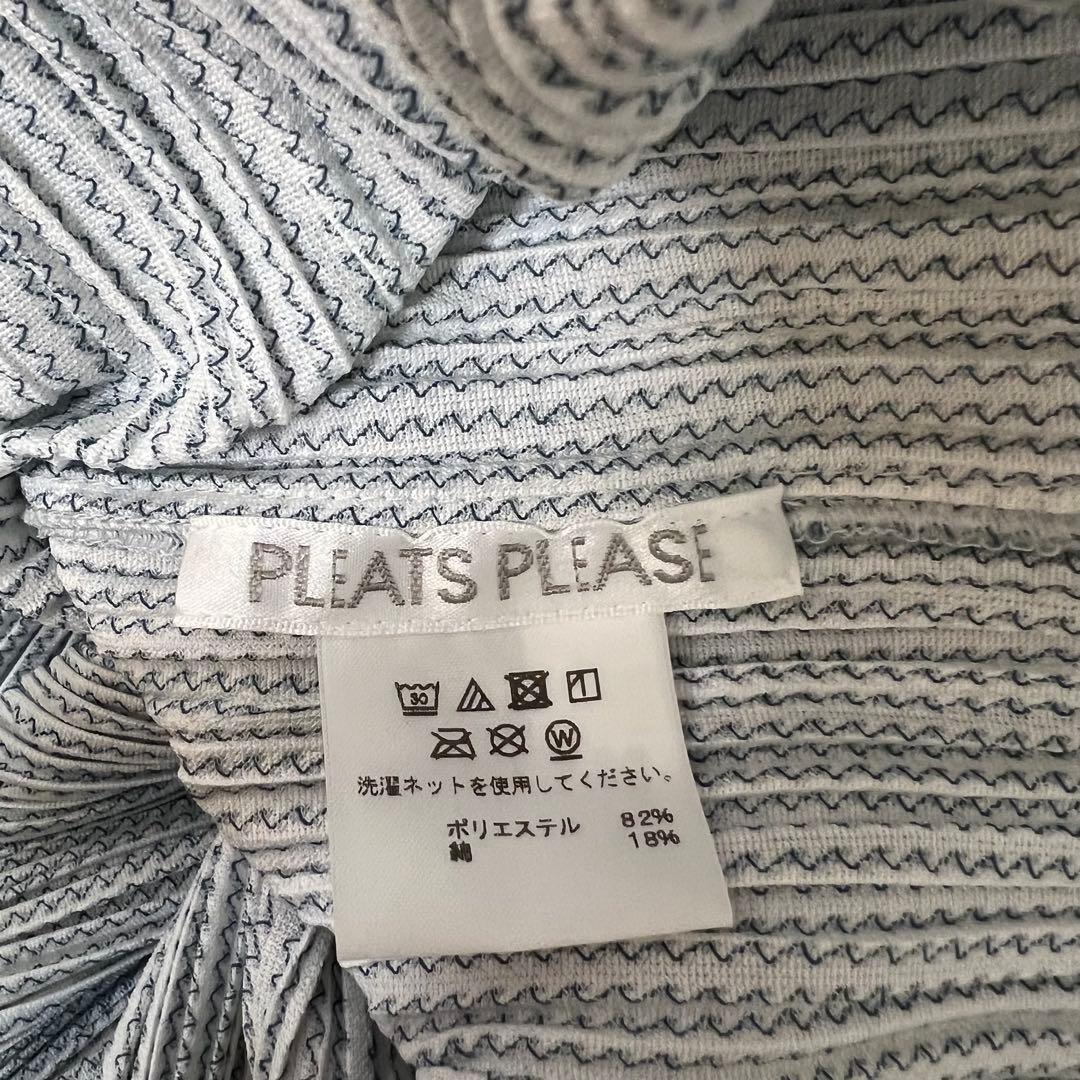 PLEATS PLEASE グレー Tシャツ 半袖