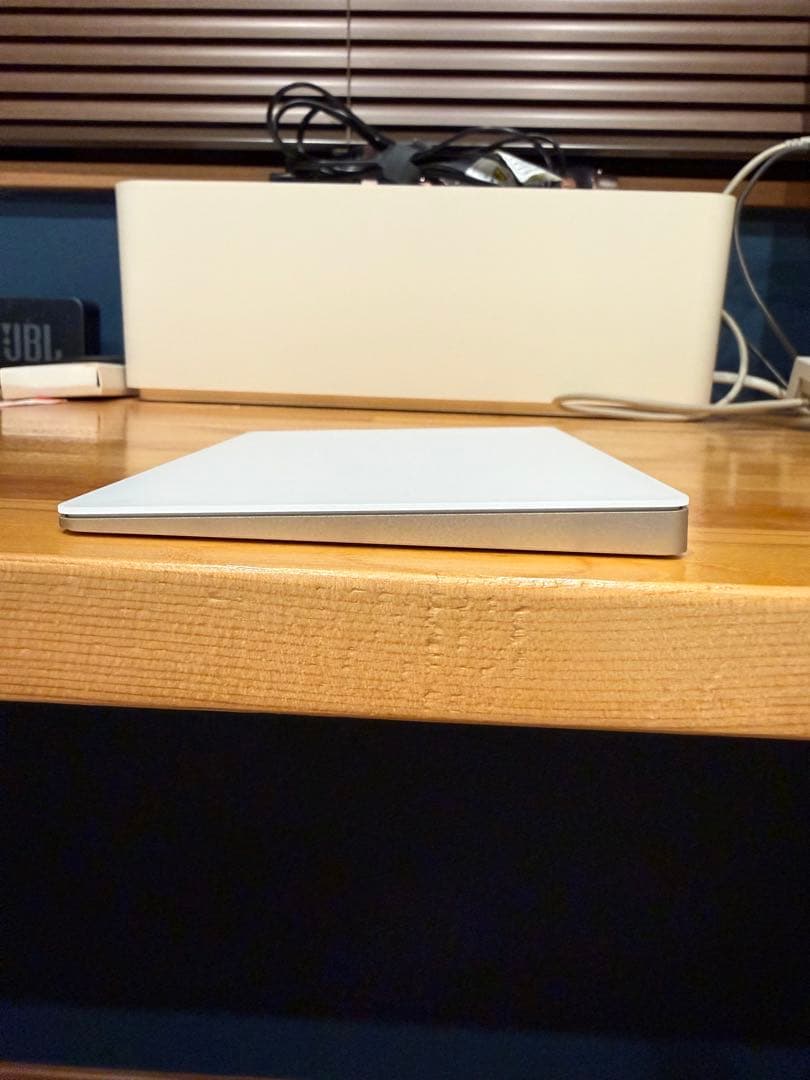 Magic Trackpad ホワイト Lightning