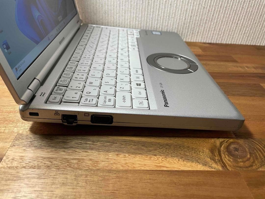 Win11搭載 CF-SZ6 メモリ4GB SSD128GB