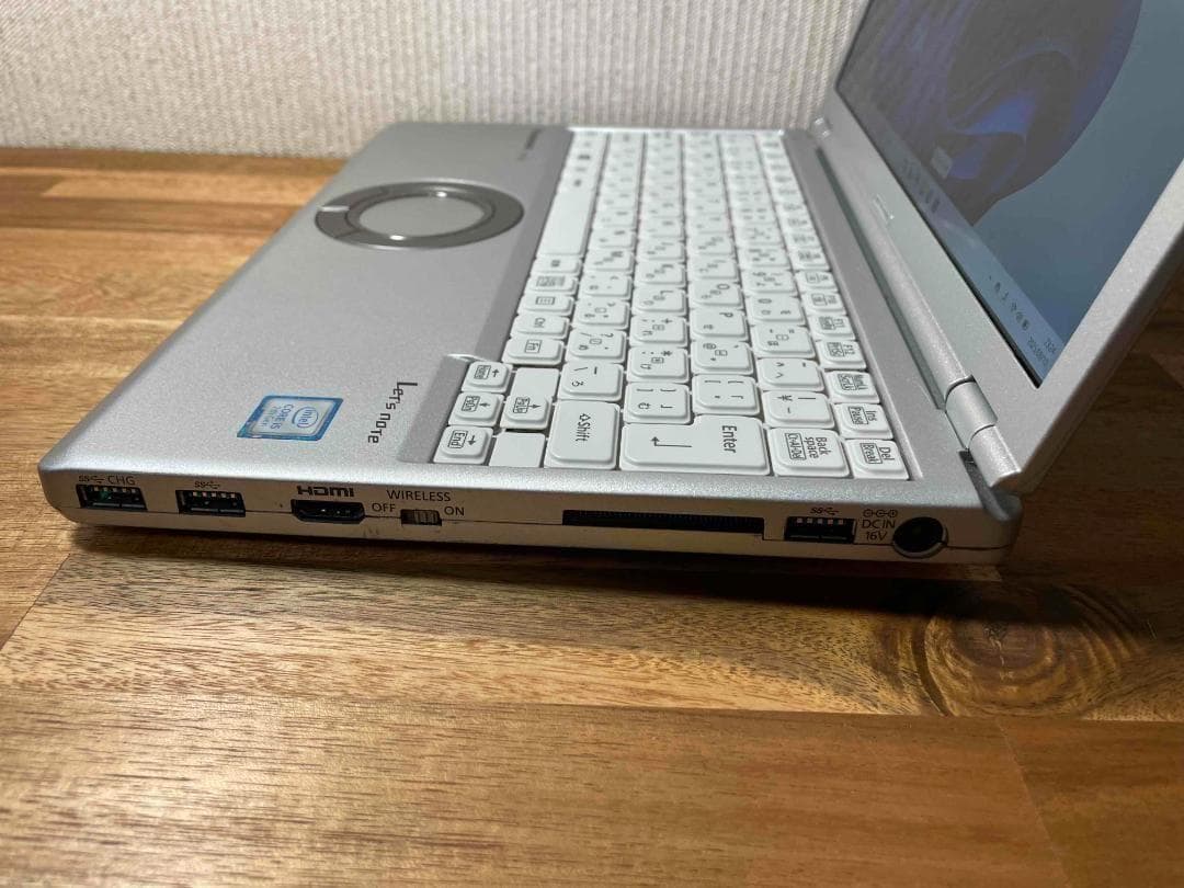 Win11搭載 CF-SZ6 メモリ4GB SSD128GB