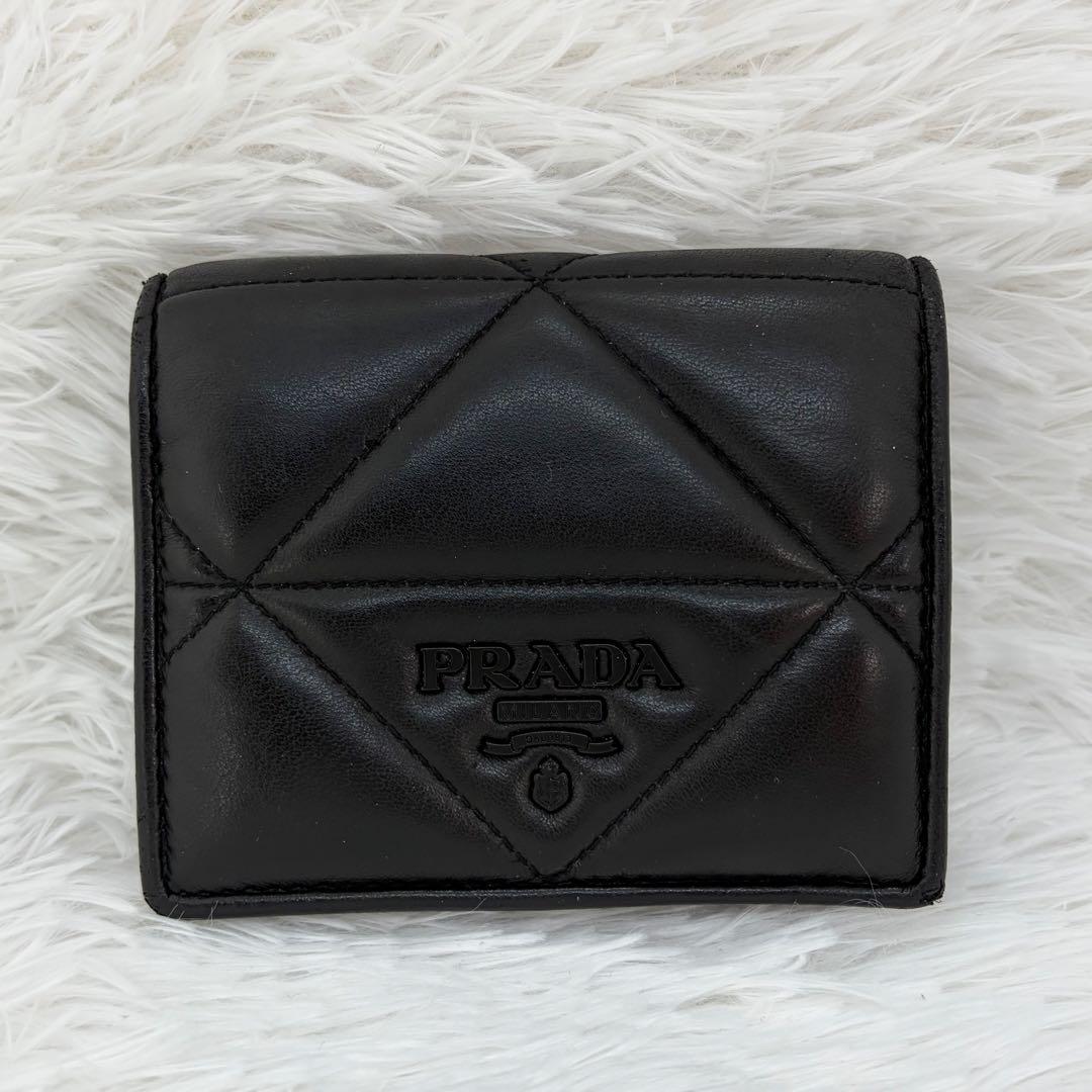 RFID搭載/美品✨️プラダ 二つ折り財布 キルティング オールブラック 黒