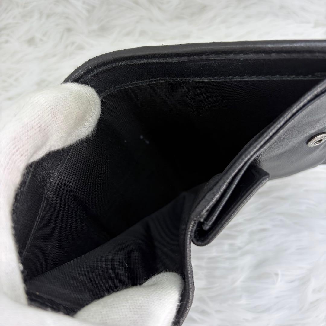 RFID搭載/美品✨️プラダ 二つ折り財布 キルティング オールブラック 黒